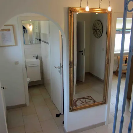 Im Kanalblick Nyaraló *