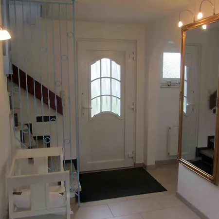 Im Kanalblick Nyaraló *